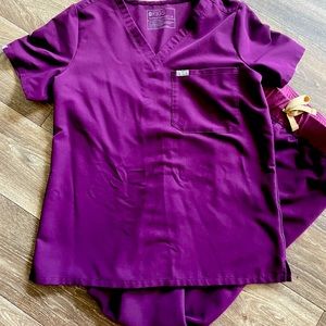 Figs deep purple scrubs medium